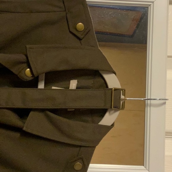 Banana Republic Factory tencel button up shirt dress. Size 10 army green. - Picture 4 of 6